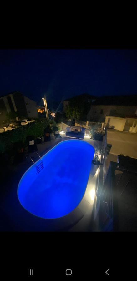 Apartments Villa 9 โปดสตรานา ภายนอก รูปภาพ