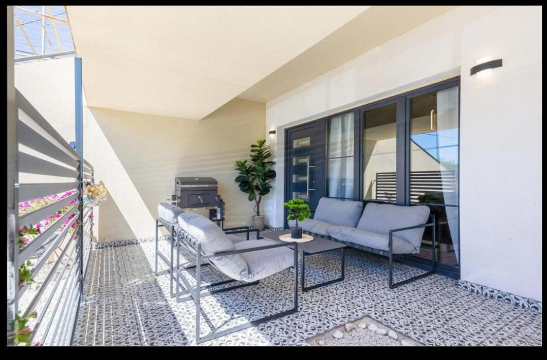 Apartments Villa 9 โปดสตรานา ภายนอก รูปภาพ